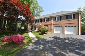 Building Photo - 12331 Overpond Way