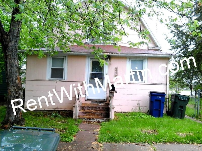 Primary Photo - 216 Janney Ave