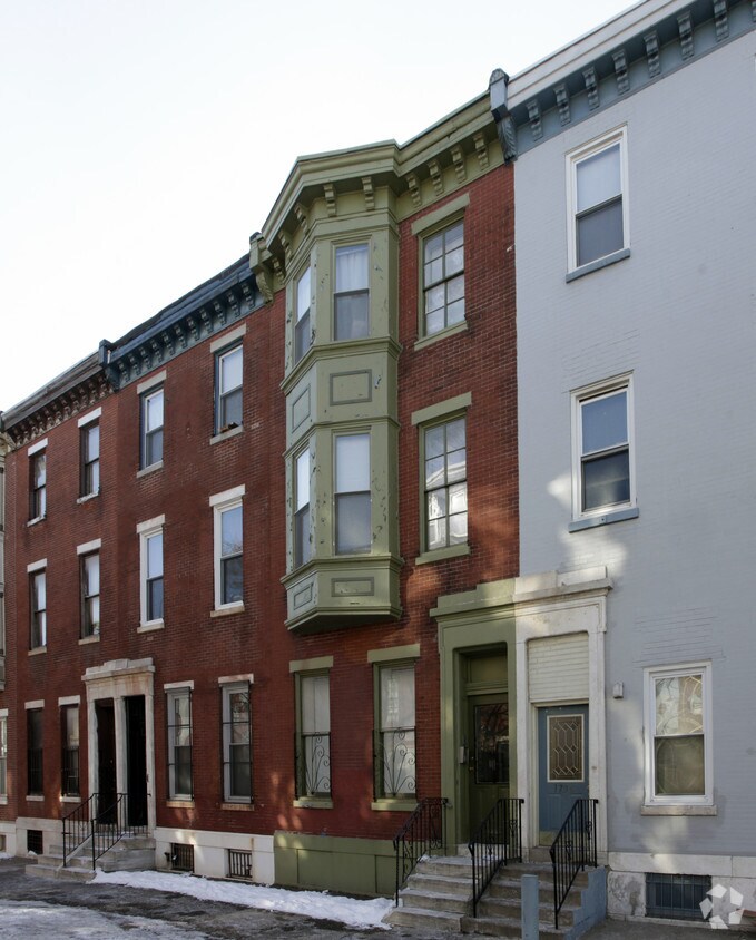 1734 Mount Vernon St, Philadelphia, PA 19130 Apartments in