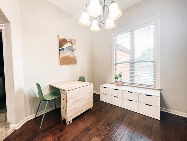 Foto del edificio - 3248 W Ika Ln