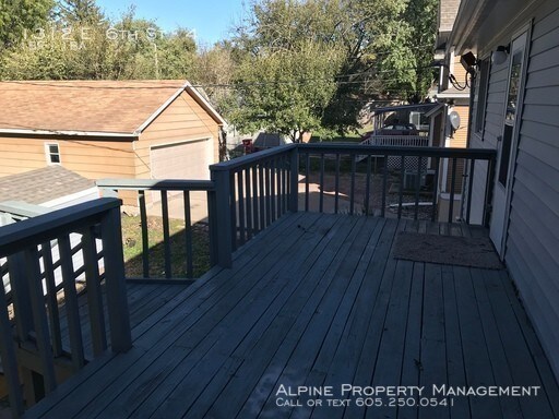 Building Photo - Great 1 Bed/1 Bath For Rent on East Side!!