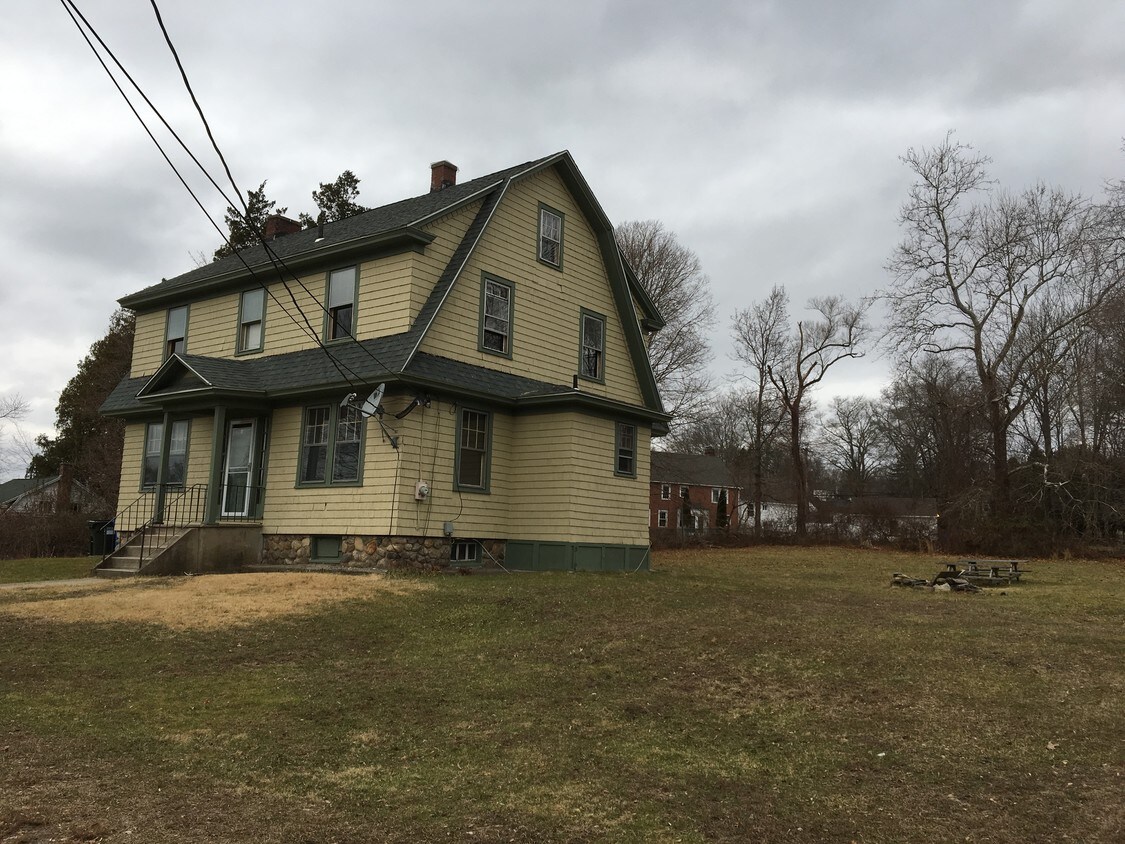 167 Harland Rd, Norwich, CT 06360 House Rental in Norwich, CT