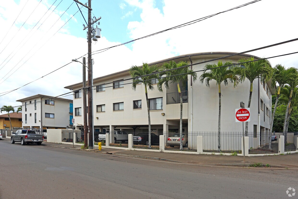 Primary Photo - 310 Olive Ave