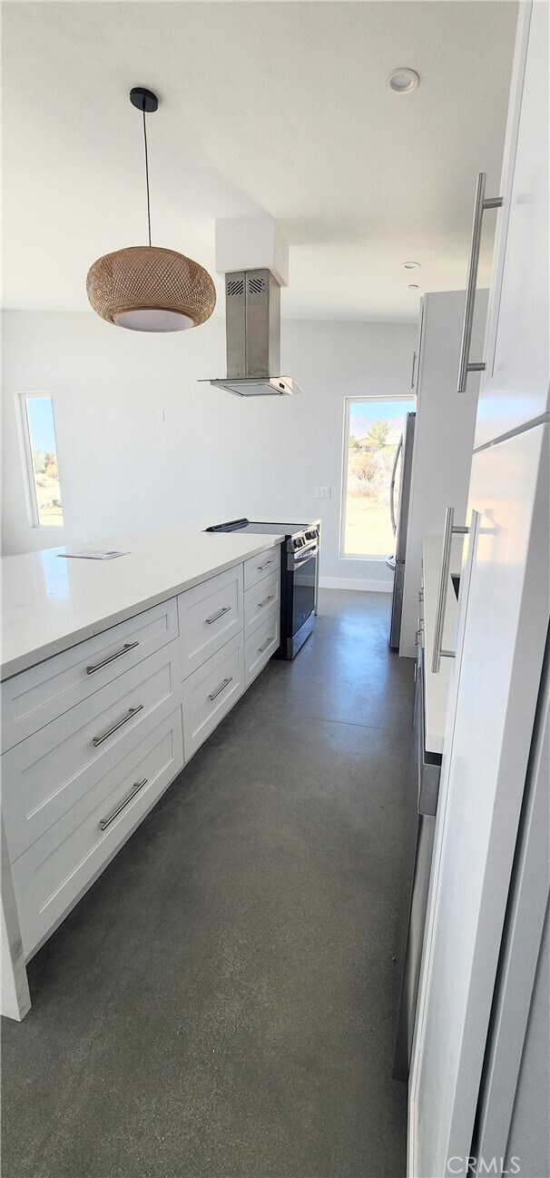 Building Photo - 7268 Encina Rd