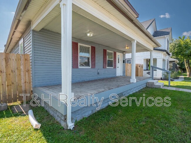 Foto del edificio - 1327 E Minnesota St