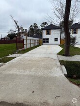 Building Photo - 8224 Bigwood St