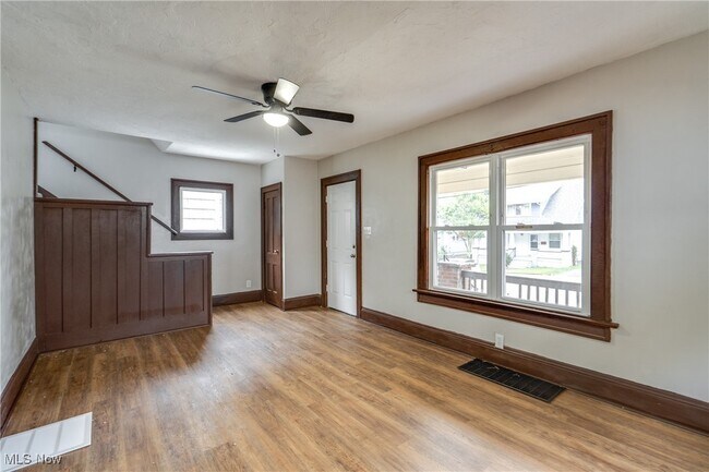 Foto del edificio - 2338 16th St SW