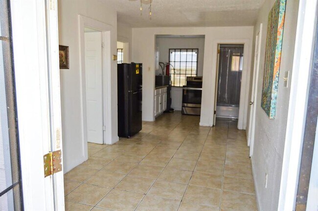 Foto del edificio - 3617 Rosalie St