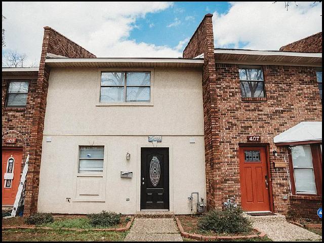 Foto principal - 408 W 4th St