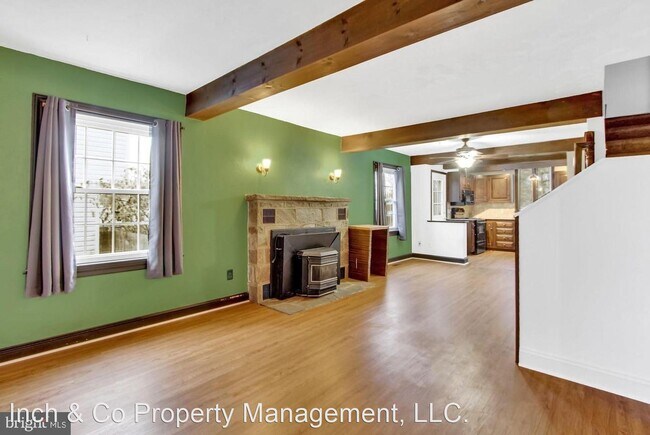 Foto del edificio - 3 br, 2 bath House - 720 Skyline Drive