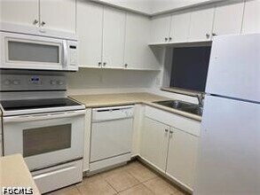 Building Photo - 8326 Bernwood Cove Loop