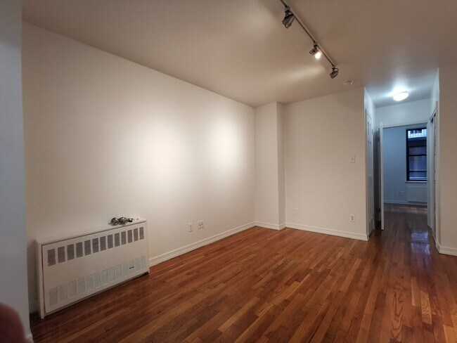 Foto del edificio - 216 E 29th St