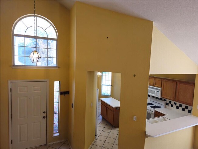 Foto del edificio - 8201 Luling Ln