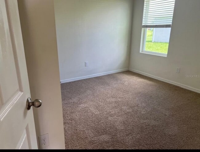 Building Photo - 390 Posadas Cir