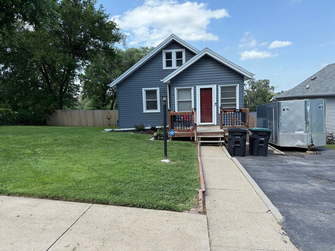 Primary Photo - 3476 Spaulding St