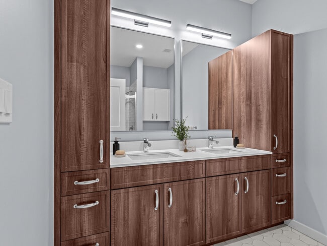 Building Photo - Fox Howe