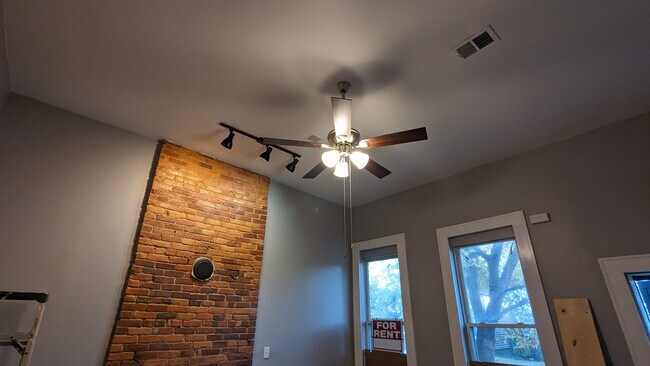 Photo - 1013 Franklin St House