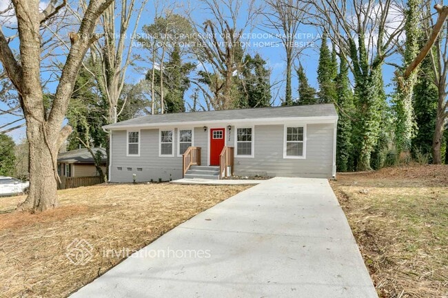 Building Photo - 212 Glenrose Cir SW