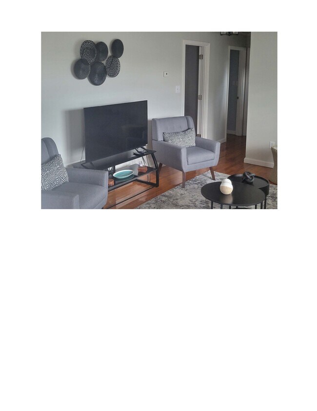 Building Photo - 420 Lesco Blvd