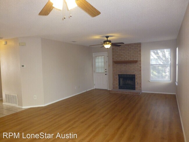 Foto del edificio - 3 br, 2 bath House - 1218 Garden Path Drive