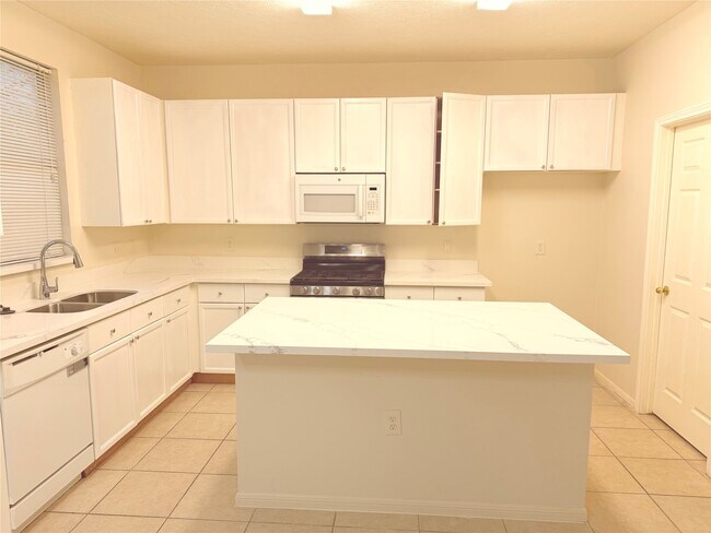 Foto del edificio - 4738 Stoney Point Ct