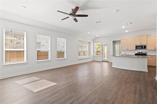 Foto del edificio - 1012 Paddock Ln