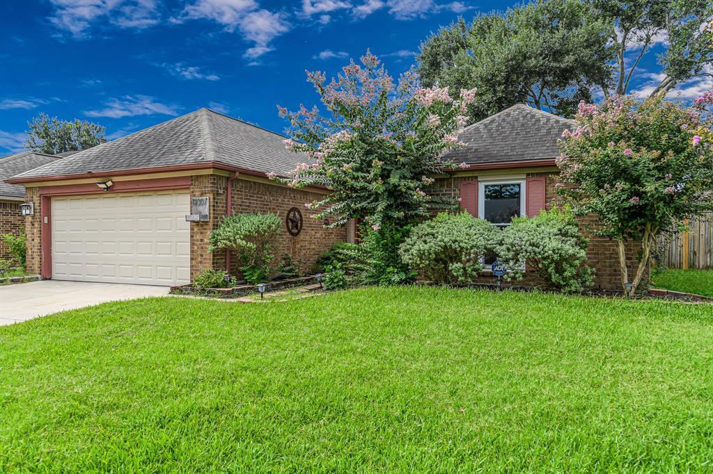 Foto principal - 19307 Wildoats Dr
