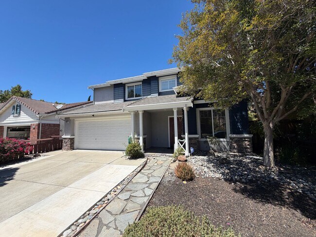 Building Photo - 5BD/2.5BA House for Rent Near Dublin's Hacienda Crossings!
