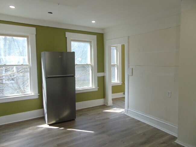 Foto del edificio - 390 Willow St