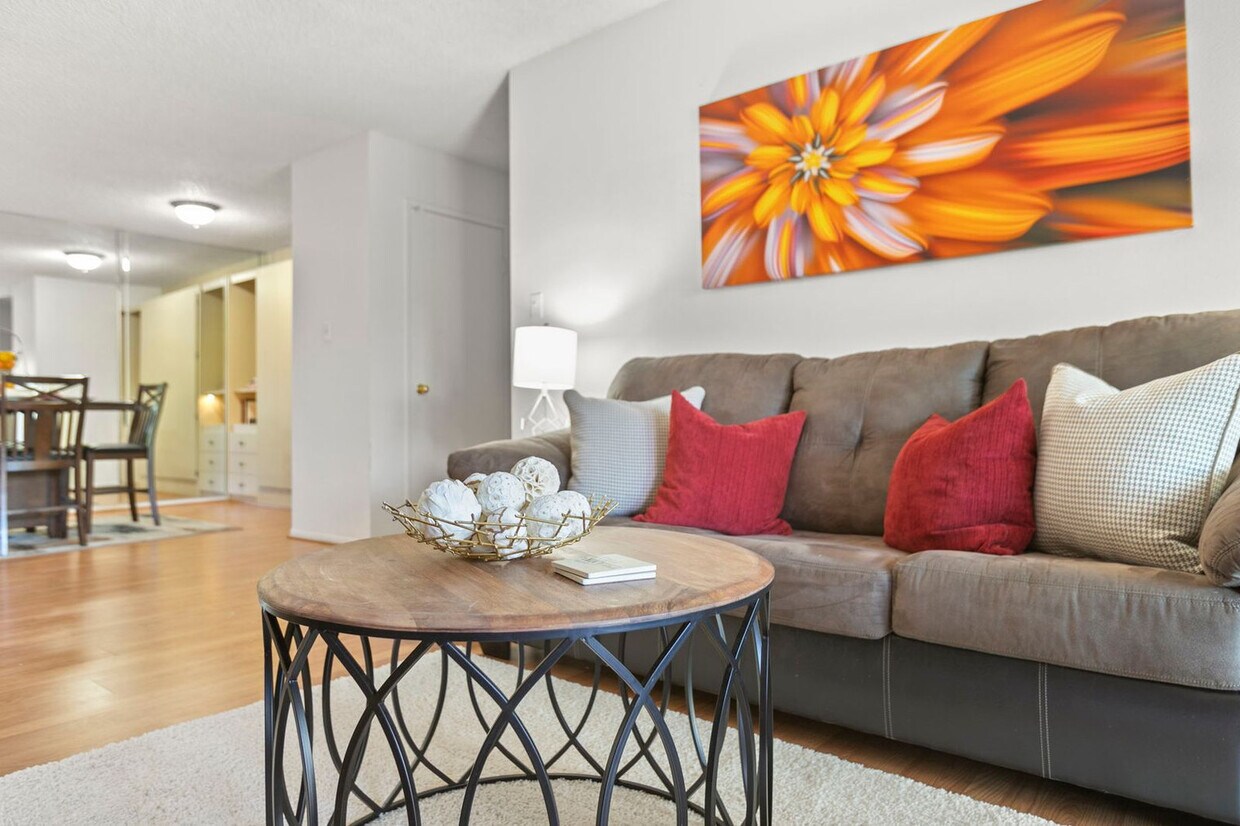 Foto principal - 5525 E Thomas Rd
