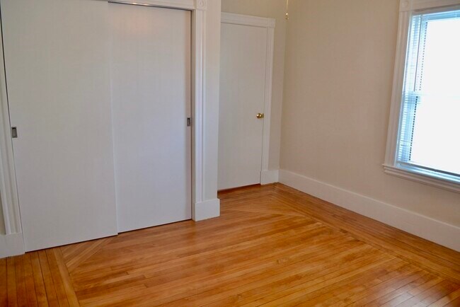 Building Photo - 65 Wheatland St