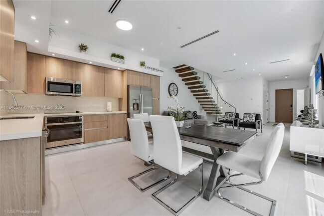 Foto del edificio - 2868 SW 33rd Ct