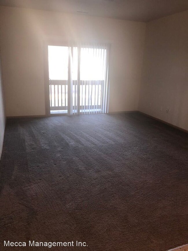 Foto del edificio - 6507-6521 Field Ave