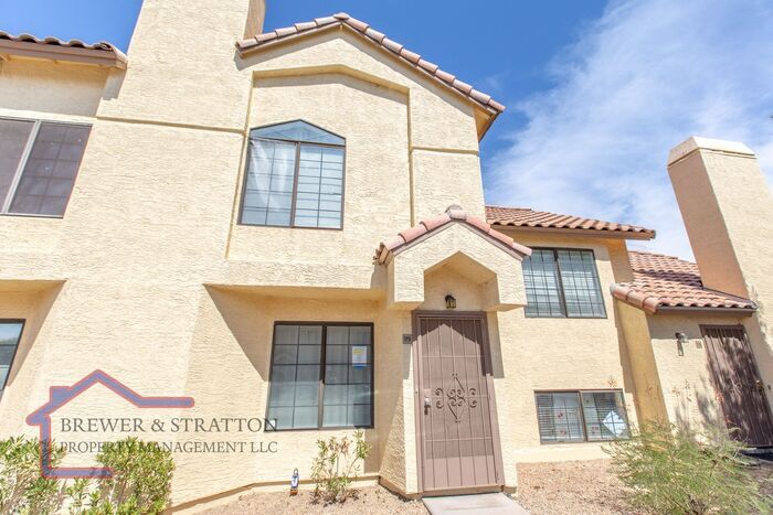 Foto principal - 455 S Mesa Dr