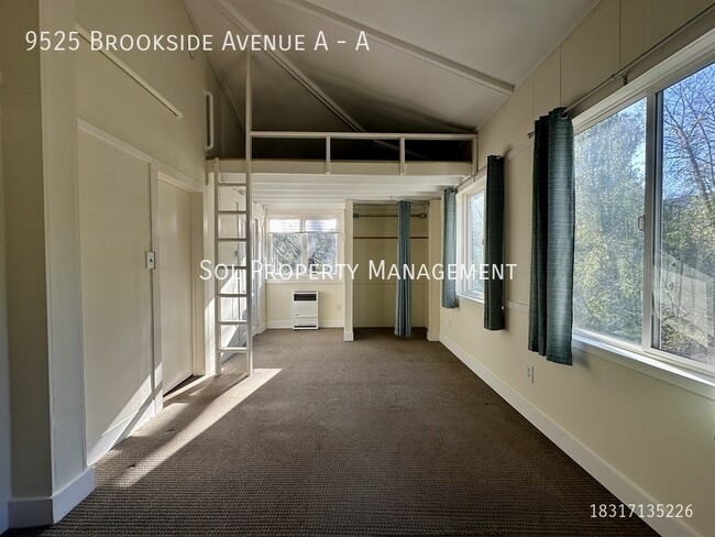 Foto del edificio - 9525 Brookside Ave