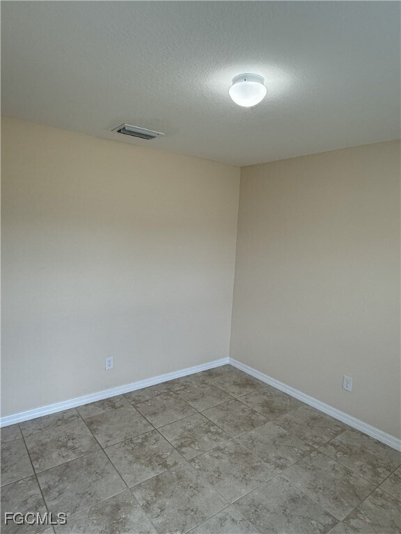 Foto del edificio - 2119 NE 6th Pl