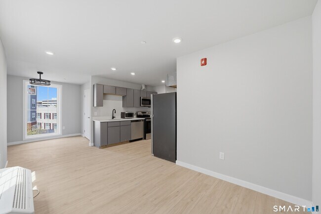 Foto del edificio - 589 Bedford St