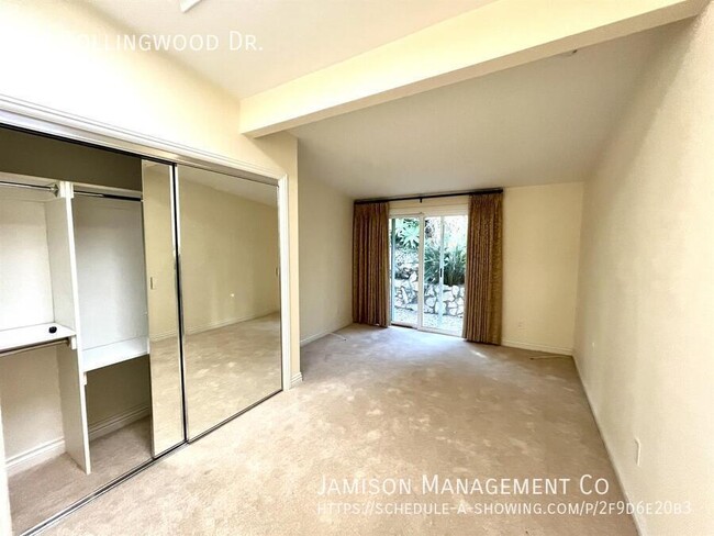 Foto del edificio - 37 Rollingwood Dr