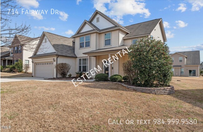 Building Photo - 714 Fairway Dr