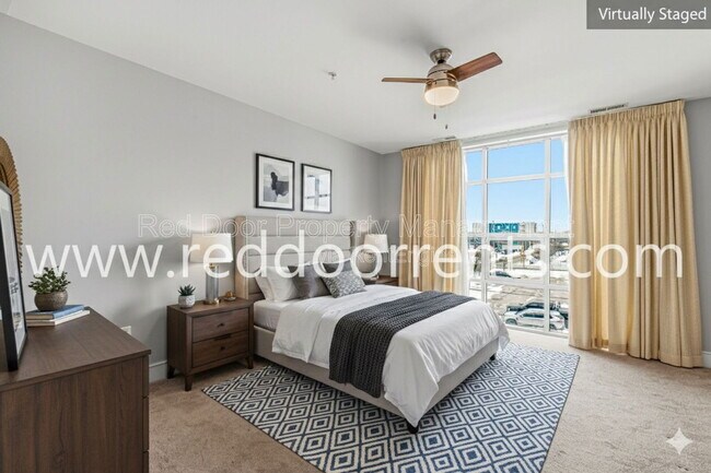 Foto del edificio - 802 N Meridian St