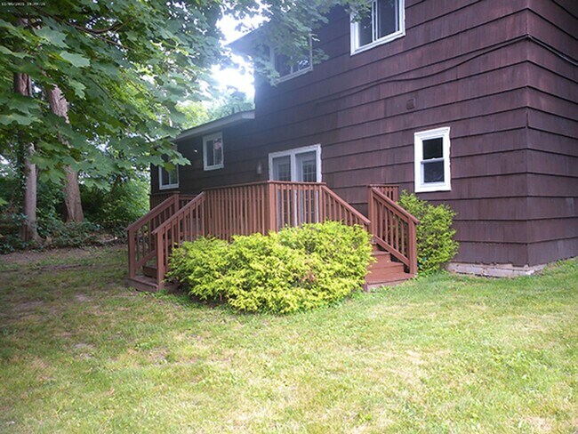 Foto del edificio - 204 Jerome St