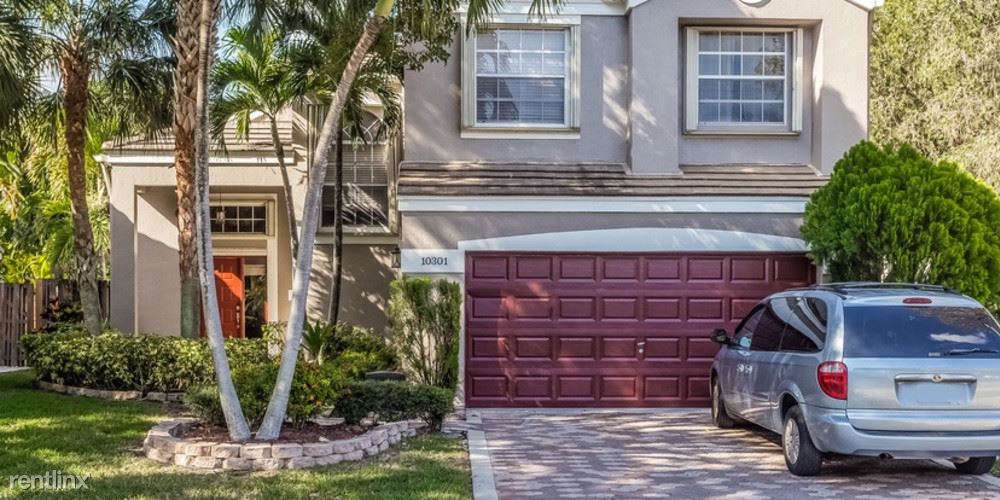 Foto principal - 10361 NW 10th St