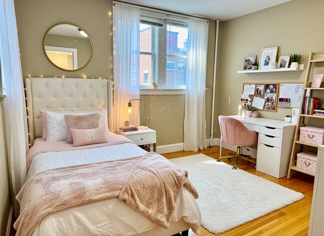 Building Photo - 76 Egmont St