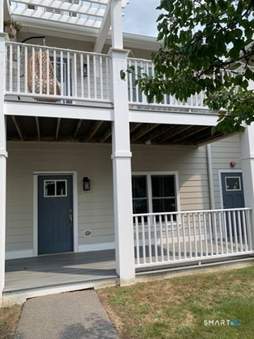 Building Photo - 102 Edgewater Cir