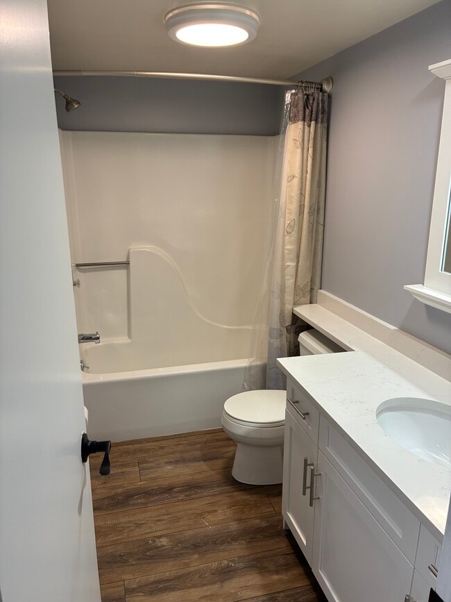 Building Photo - 31 Plantation Dr