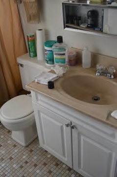 Bathroom - 1870 Pulaski Rd