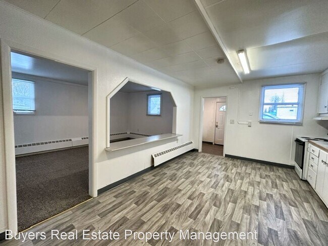Building Photo - 3 br, 1 bath House - 2409 McRae Rd #12