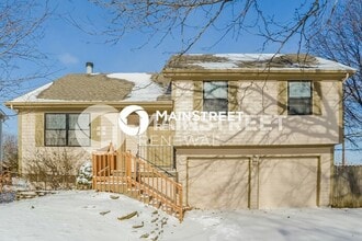 Building Photo - 1126 E Elizabeth St