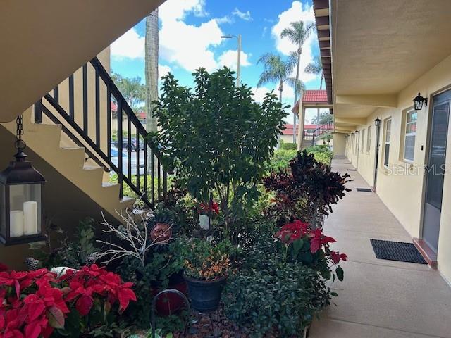 Foto del edificio - 1845 S Highland Ave