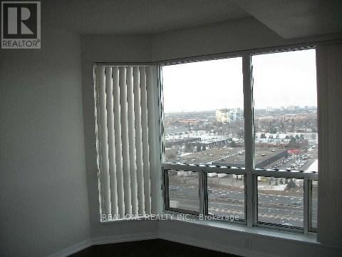 Building Photo - 11 Lee Centre Dr